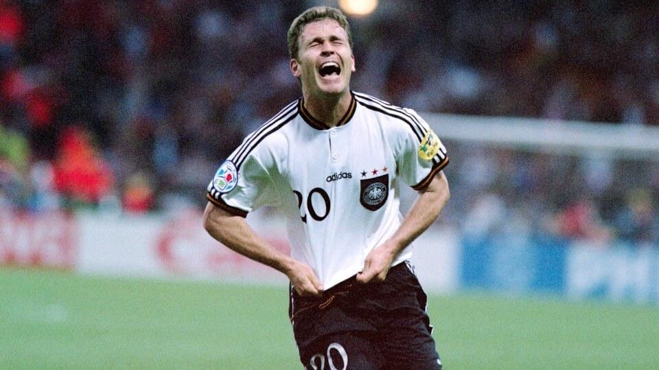 Διαβάστε για το Euro 1996. Διαβάστε για την Γερμανία και το "χρυσό γκολ" του Όλιβερ Μπίρχοφ στον τελικό απέναντι στην πολύ ισχυρή Τσεχία.